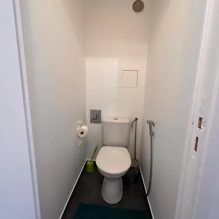 Champs-elysées - Hala