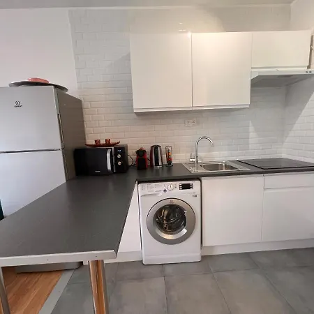 Champs-elysées - Hala Appartement